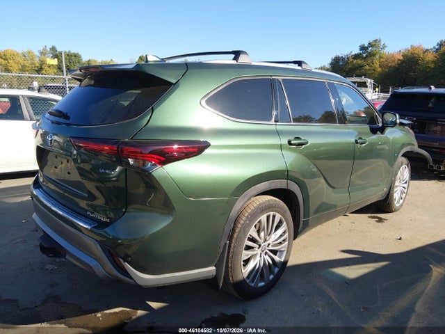 2025 Toyota Highlander Hybrid Platinum მანქანა იყიდება აუქციონზე, vin: 5TDEBRCH6SS669153, აუქციონის ნომერი: 46104582