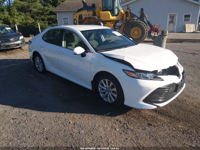 Продажа на аукционе авто 2020 Toyota Camry Le, vin: 4T1C11AK6LU885362, номер лота: 46104609