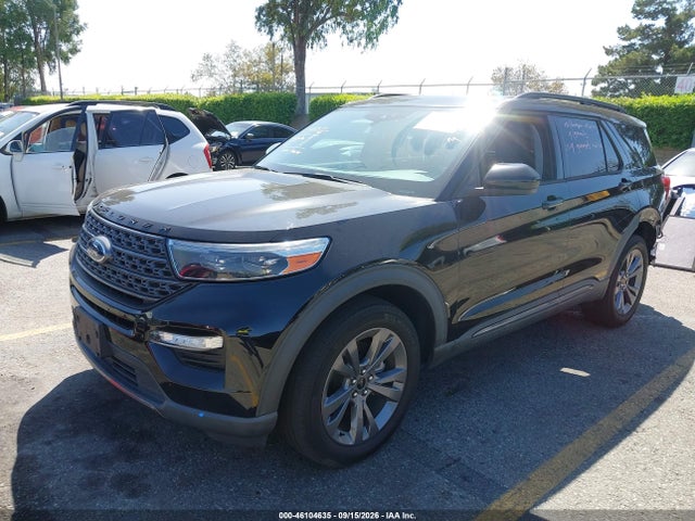 Ford EXPLORER XLT 2022 1FMSK8DH1NGB44006 Image 2