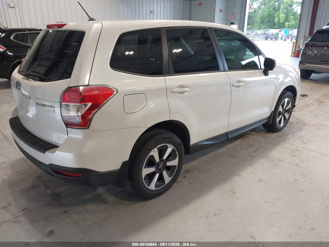 46104664 :رقم المزاد ، JF2SJAAC3EH508963 vin ، 2014 Subaru Forester 2.5i مزاد بيع