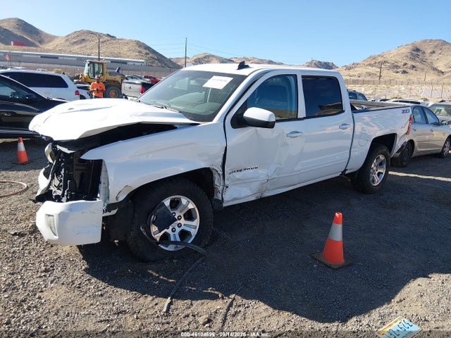 46104696 :رقم المزاد ، 3GCUKRECXJG110568 vin ، 2018 Chevrolet Silverado 1500 2lt مزاد بيع
