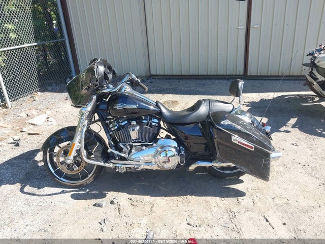 Harley-Davidson FLHX 2023 1HD1KBC12PB675554 Image 14