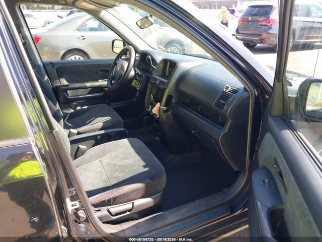 46104725 :رقم المزاد ، JHLRD78895C000067 vin ، 2005 Honda Cr-v Ex مزاد بيع