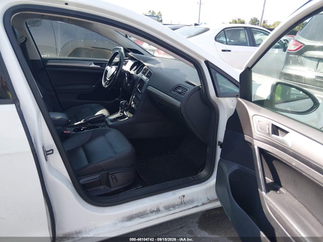 2015 Volkswagen Golf Tsi Se 4-door მანქანა იყიდება აუქციონზე, vin: 3VW217AU5FM062108, აუქციონის ნომერი: 46104742