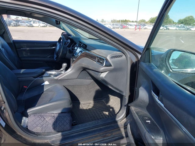Продаж на аукціоні авто 2018 Toyota Camry Hybrid Xle, vin: 4T1B21HK7JU509555, номер лоту: 46104757