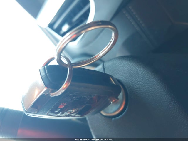 46104814 :رقم المزاد ، 1G4GD5ED8BF305849 vin ، 2011 Buick Lacrosse Cxl مزاد بيع