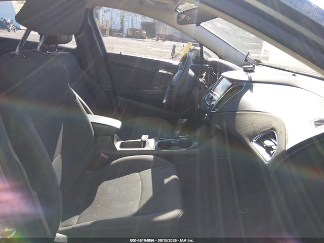 46104856 :رقم المزاد ، 1G1BE5SM6J7221157 vin ، 2018 Chevrolet Cruze Lt Auto مزاد بيع