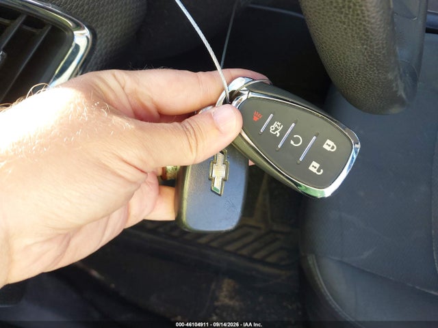 46104911 :رقم المزاد ، 1G1BE5SM6H7235148 vin ، 2017 Chevrolet Cruze Lt Auto مزاد بيع
