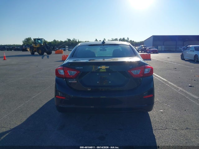 46104911 :رقم المزاد ، 1G1BE5SM6H7235148 vin ، 2017 Chevrolet Cruze Lt Auto مزاد بيع