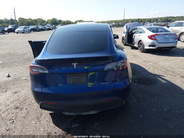 Продаж на аукціоні авто 2024 Tesla Model Y Long Range Dual Motor All-wheel Drive, vin: 7SAYGAEE5RF066067, номер лоту: 46104914