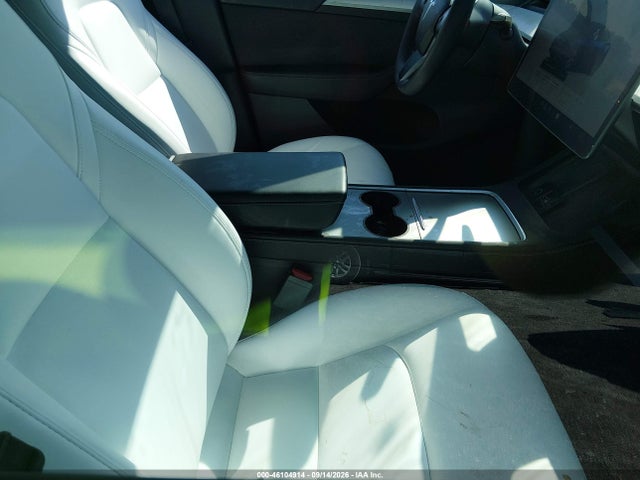 Продаж на аукціоні авто 2024 Tesla Model Y Long Range Dual Motor All-wheel Drive, vin: 7SAYGAEE5RF066067, номер лоту: 46104914