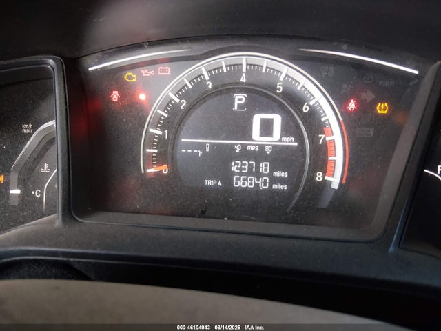 Продаж на аукціоні авто 2016 Honda Civic Lx, vin: 2HGFC2F5XGH538180, номер лоту: 46104943