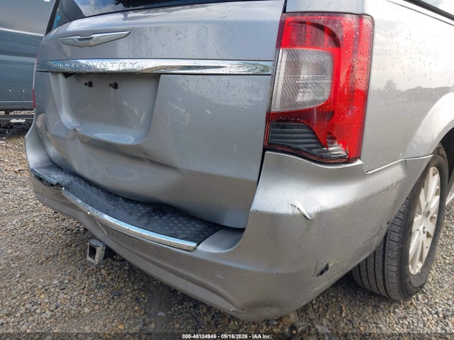 46104946 :رقم المزاد ، 2C4RC1BG6DR705816 vin ، 2013 Chrysler Town & Country Touring مزاد بيع