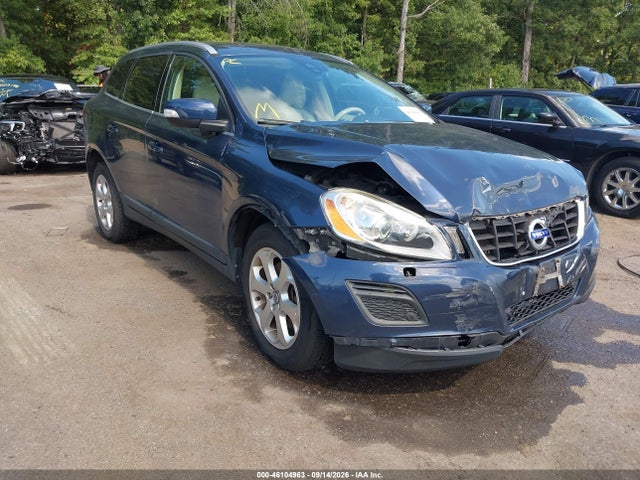 Продаж на аукціоні авто 2013 Volvo Xc60 3.2 Platinum, vin: YV4940DZ6D2440381, номер лоту: 46104963