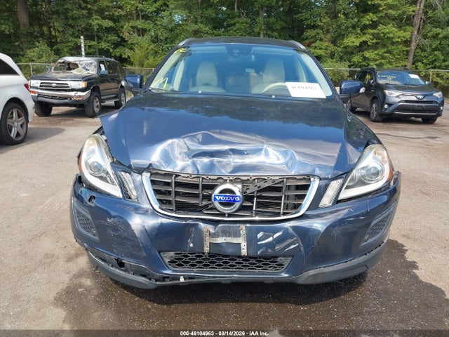 46104963 :رقم المزاد ، YV4940DZ6D2440381 vin ، 2013 Volvo Xc60 3.2 Platinum مزاد بيع