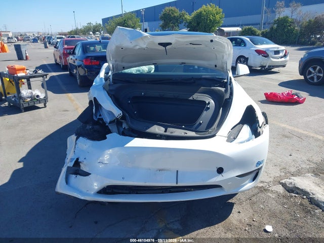46104976 :رقم المزاد ، 5YJYGAEE4MF145297 vin ، 2021 Tesla Model Y Long Range Dual Motor All-wheel Drive مزاد بيع