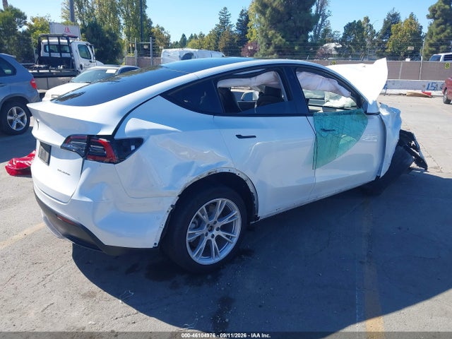 46104976 :رقم المزاد ، 5YJYGAEE4MF145297 vin ، 2021 Tesla Model Y Long Range Dual Motor All-wheel Drive مزاد بيع