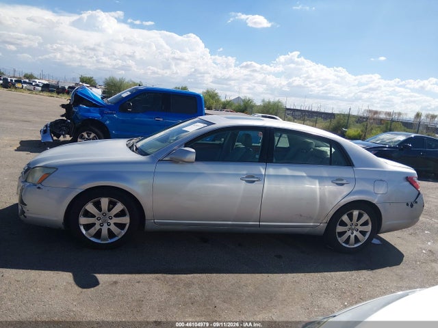 46104979 :رقم المزاد ، 4T1BK36B65U051348 vin ، 2005 Toyota Avalon Xls مزاد بيع