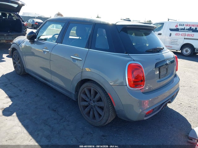 Продажа на аукционе авто 2015 Mini Hardtop Cooper S, vin: WMWXU3C58FT891803, номер лота: 46105016