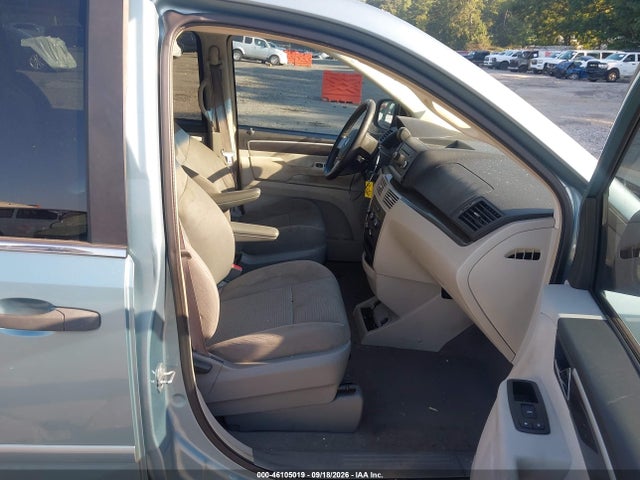 Aukcja sprzedaży 2010 Volkswagen Routan S, vin: 2V4RW4D10AR209171, numer aukcji: 46105019