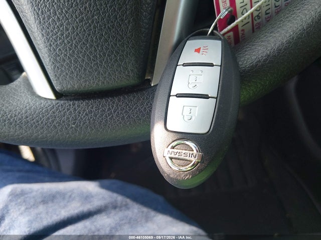 46105069 :رقم المزاد ، 5N1AT2MV0FC884585 vin ، 2015 Nissan Rogue Sv مزاد بيع
