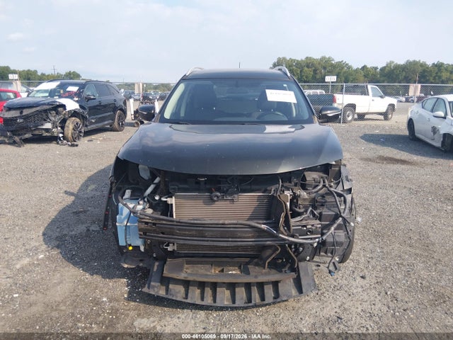 46105069 :رقم المزاد ، 5N1AT2MV0FC884585 vin ، 2015 Nissan Rogue Sv مزاد بيع