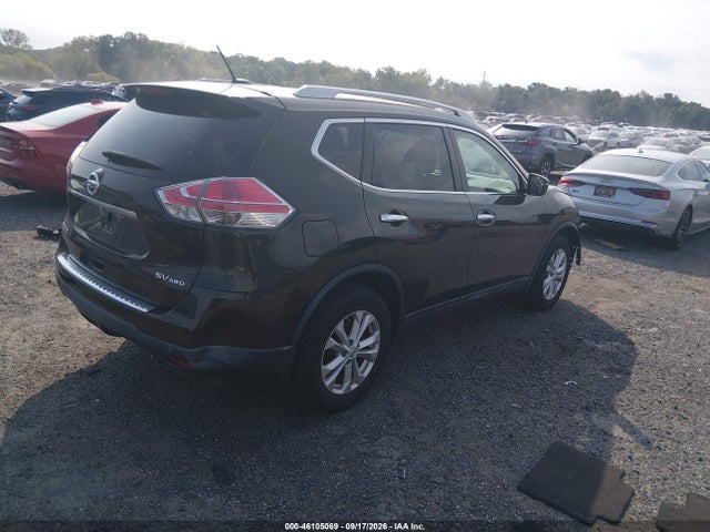 46105069 :رقم المزاد ، 5N1AT2MV0FC884585 vin ، 2015 Nissan Rogue Sv مزاد بيع