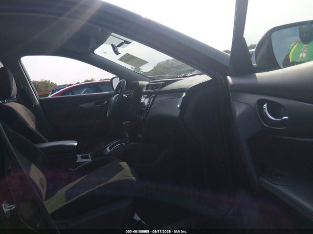 46105069 :رقم المزاد ، 5N1AT2MV0FC884585 vin ، 2015 Nissan Rogue Sv مزاد بيع