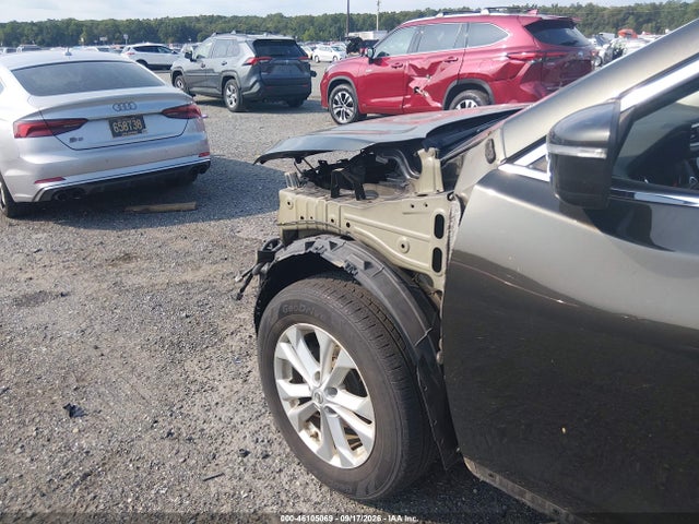 46105069 :رقم المزاد ، 5N1AT2MV0FC884585 vin ، 2015 Nissan Rogue Sv مزاد بيع