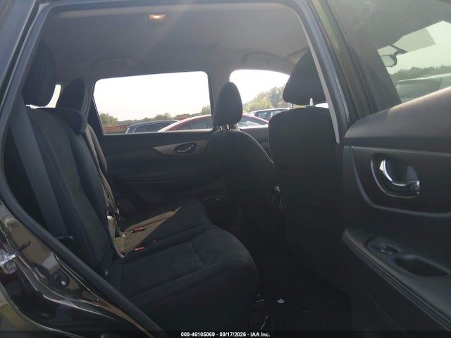 46105069 :رقم المزاد ، 5N1AT2MV0FC884585 vin ، 2015 Nissan Rogue Sv مزاد بيع