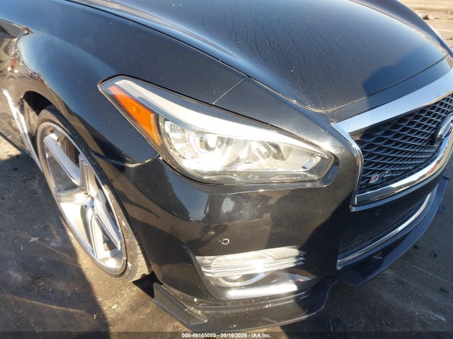 2017 Infiniti Q70 3.7 მანქანა იყიდება აუქციონზე, vin: JN1BY1AP5HM740587, აუქციონის ნომერი: 46105080