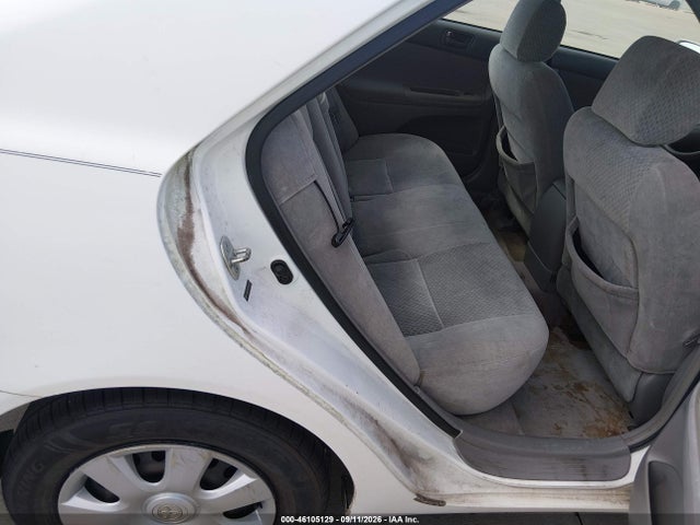 2004 Toyota Camry Le მანქანა იყიდება აუქციონზე, vin: 4T1BE32K24U343798, აუქციონის ნომერი: 46105129