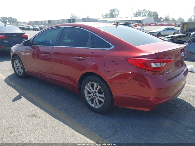 Hyundai SONATA SE 2016 5NPE24AF1GH408756 Image 3