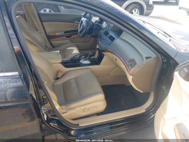 46105160 :رقم المزاد ، 1HGCP3F8XAA031521 vin ، 2010 Honda Accord 3.5 Ex-l مزاد بيع