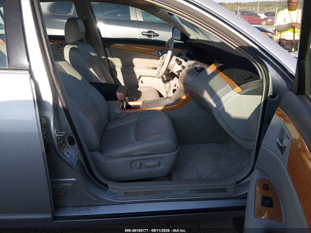 46105177 :رقم المزاد ، 4T1BK36B25U029587 vin ، 2005 Toyota Avalon Xls مزاد بيع
