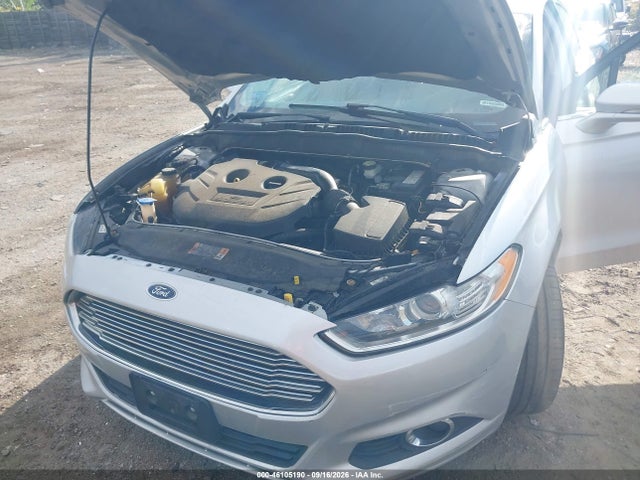 3FA6P0T92GR293979 Ford FUSION SE