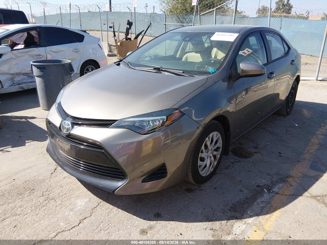 Toyota COROLLA LE 2017 2T1BURHE9HC792362 Image 2
