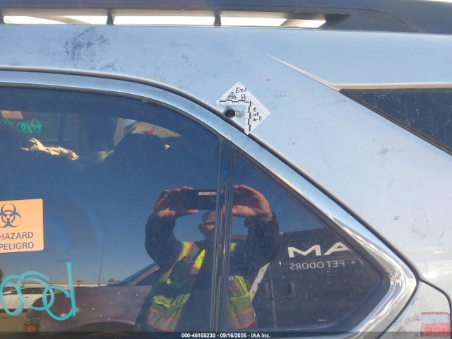 46105230 :رقم المزاد ، 2GNFLNE56C6111481 vin ، 2012 Chevrolet Equinox 2lt مزاد بيع