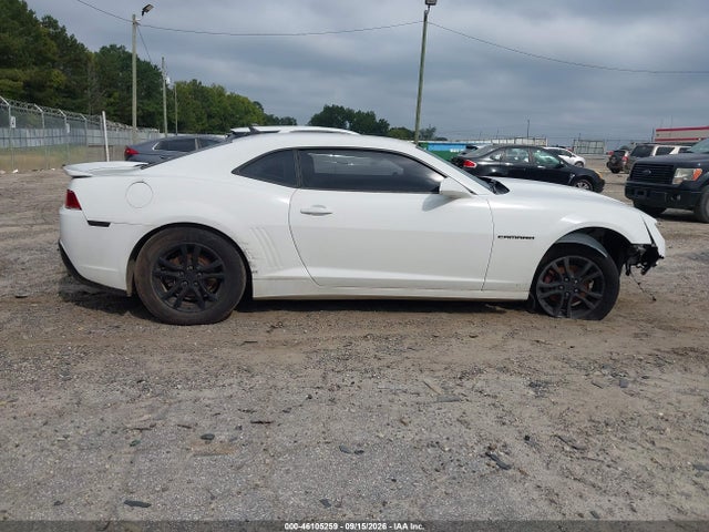 46105259 :رقم المزاد ، 2G1FB1E35F9177728 vin ، 2015 Chevrolet Camaro 2ls مزاد بيع