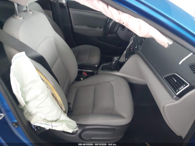 Продажа на аукционе авто 2017 Hyundai Elantra Se, vin: KMHD84LF8HU145109, номер лота: 46105268