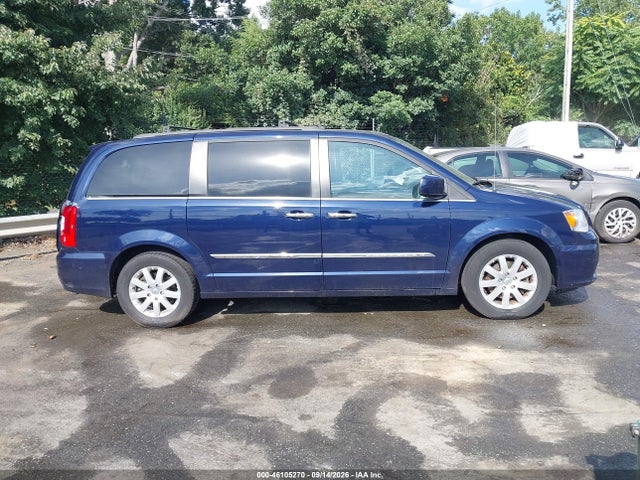 2016 Chrysler Town & Country Touring მანქანა იყიდება აუქციონზე, vin: 2C4RC1BG0GR119634, აუქციონის ნომერი: 46105270