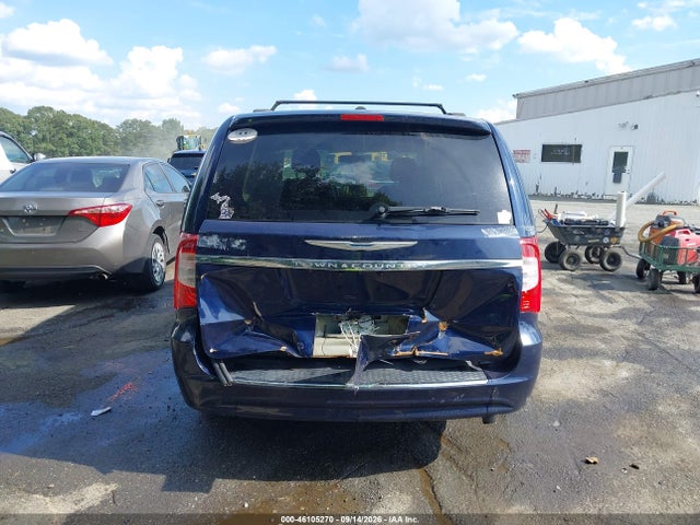 2016 Chrysler Town & Country Touring მანქანა იყიდება აუქციონზე, vin: 2C4RC1BG0GR119634, აუქციონის ნომერი: 46105270