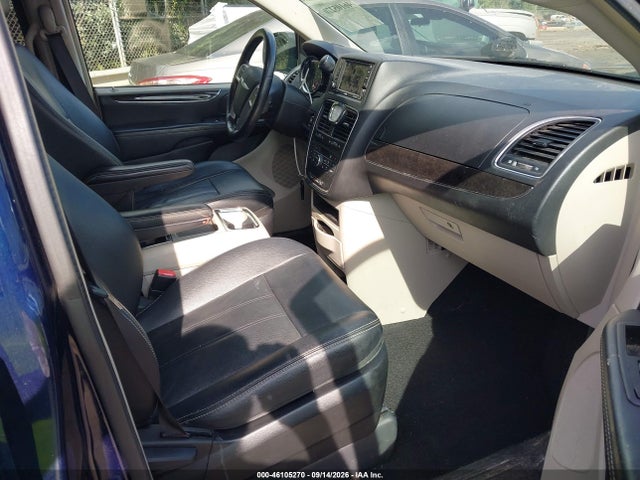 2016 Chrysler Town & Country Touring მანქანა იყიდება აუქციონზე, vin: 2C4RC1BG0GR119634, აუქციონის ნომერი: 46105270