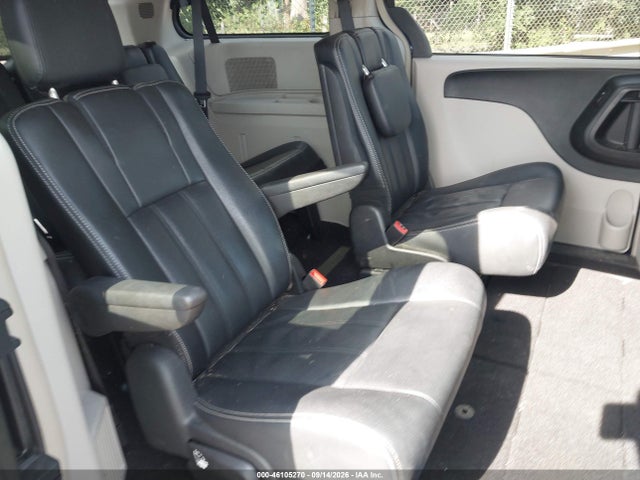 2016 Chrysler Town & Country Touring მანქანა იყიდება აუქციონზე, vin: 2C4RC1BG0GR119634, აუქციონის ნომერი: 46105270