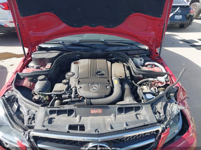 46105300 :رقم المزاد ، WDDGF4HB6DA785611 vin ، 2013 Mercedes-benz C 250 Sport مزاد بيع