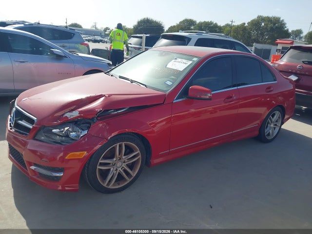 46105300 :رقم المزاد ، WDDGF4HB6DA785611 vin ، 2013 Mercedes-benz C 250 Sport مزاد بيع