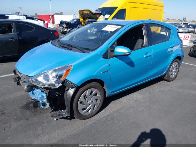 46105346 :رقم المزاد ، JTDKDTB35G1116384 vin ، 2016 Toyota Prius C Two مزاد بيع