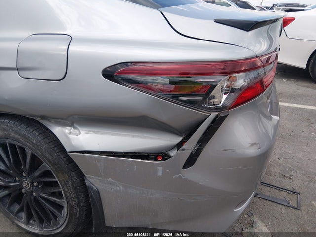 2021 Toyota Camry Se Nightshade Edition მანქანა იყიდება აუქციონზე, vin: 4T1G11AK6MU496627, აუქციონის ნომერი: 46105411