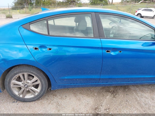 46105436 :رقم المزاد ، 5NPD84LF0HH187580 vin ، 2017 Hyundai Elantra Se مزاد بيع