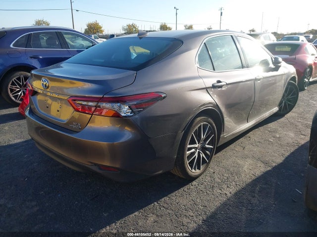 4T1F31AK3RU072397 Toyota Camry Hybrid Xle